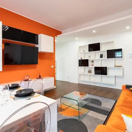 Apartment Homevo Orange Design M5 Bicocca Mailand